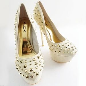 Alba Shoes - ALBA Gold Studded Platform Heels Alba Shoes - ALBA Gold Studded Platform Heels